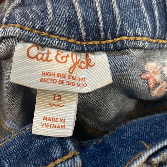 flower detailed cat & jack jeans - Picture 3 of 4